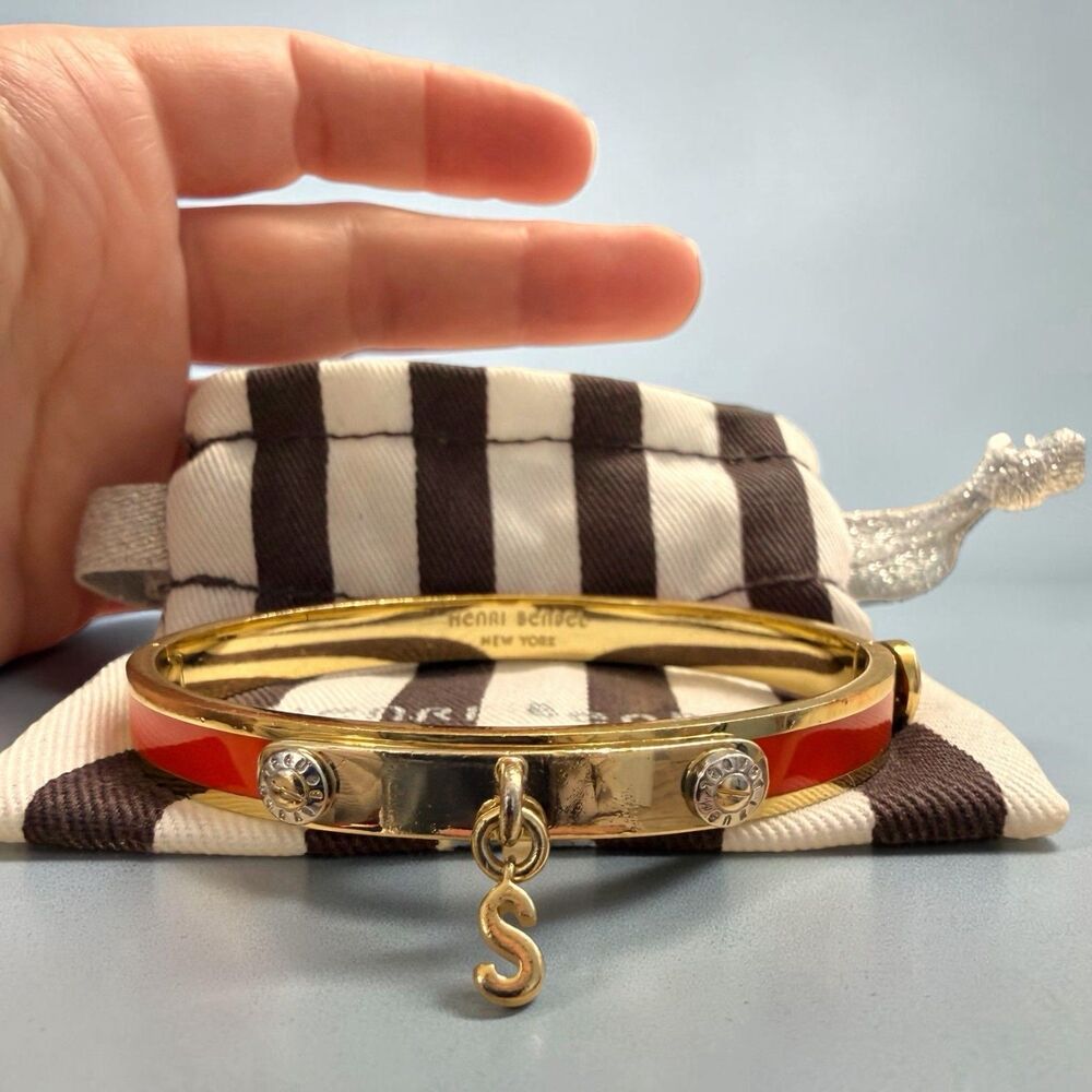Henri Bendel VTG Orange Enamel Gold Hinged Bangle Bracelet Monogram Initial S